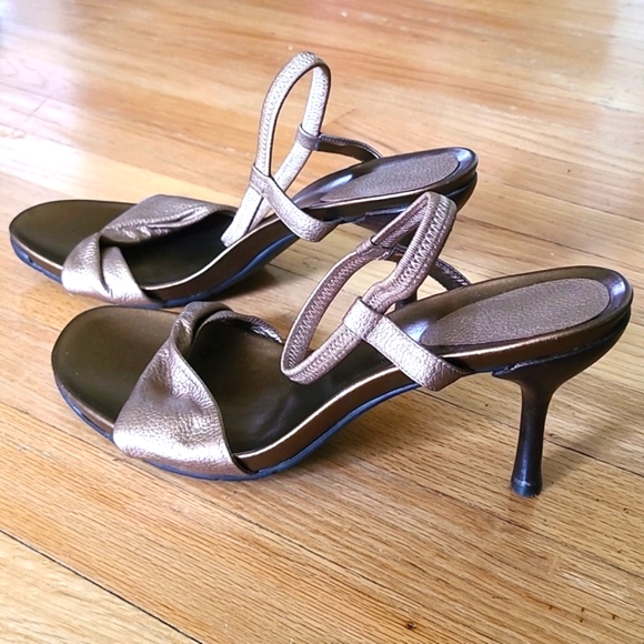 Kenneth Cole Bronze Strappy Heels Sandals 10 - Picture 2 of 4